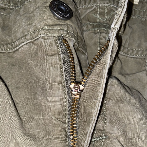 ✨Your favorite safari shorts✨ - Picture 7 of 10